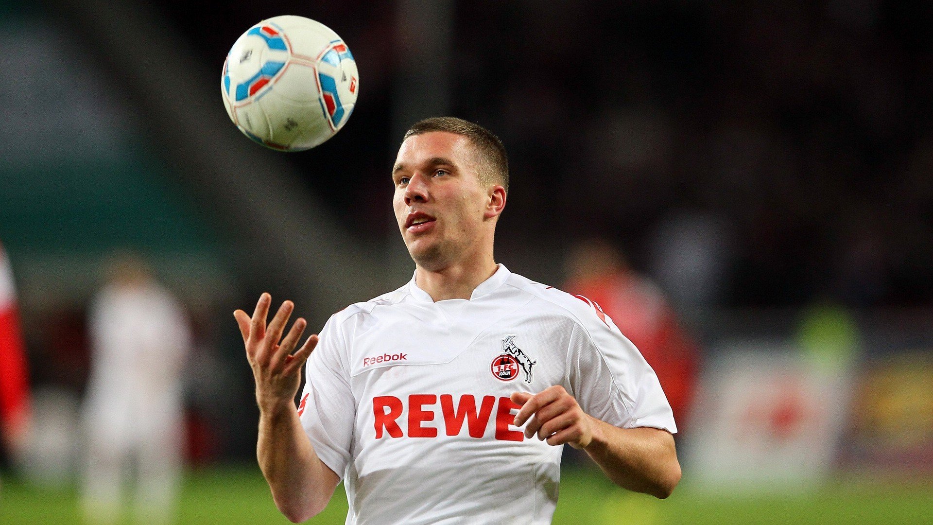 华体会app-公牛这回真的找到节奏了，德罗赞状态拉满，德罗赞公牛几号